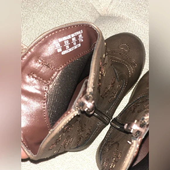 Size 8 Toddler Girls Western Boots Brown - Picture 7 of 7